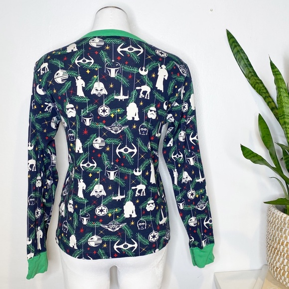 Hanna Andersson x Star Wars | Adult Christmas Ornament Holiday Pajama Top - Picture 2 of 10